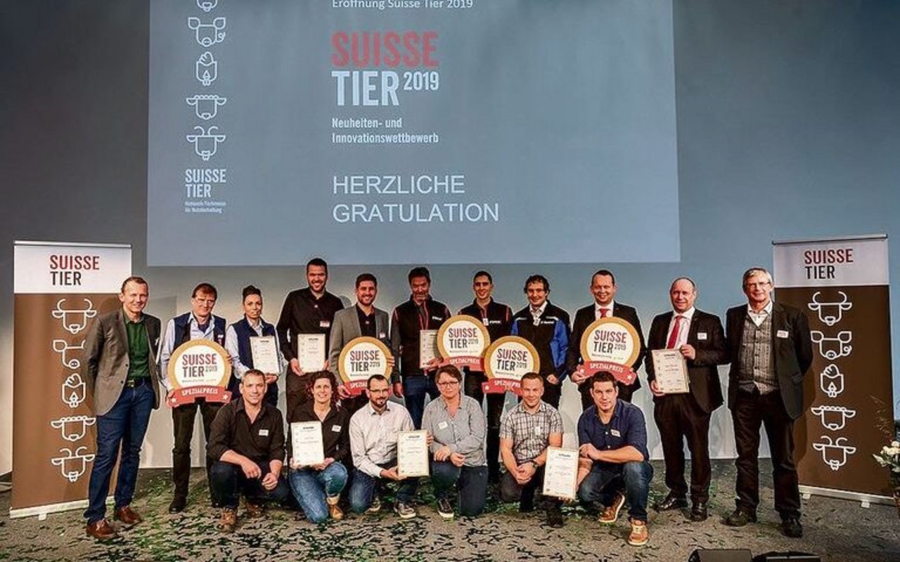 Alle Gewinner des bäuerlichen und gewerblichen Innovationspreises 2021 auf einen Blick. Der Preis wird jeweils an der Swiss Tier in Luzern verliehen.