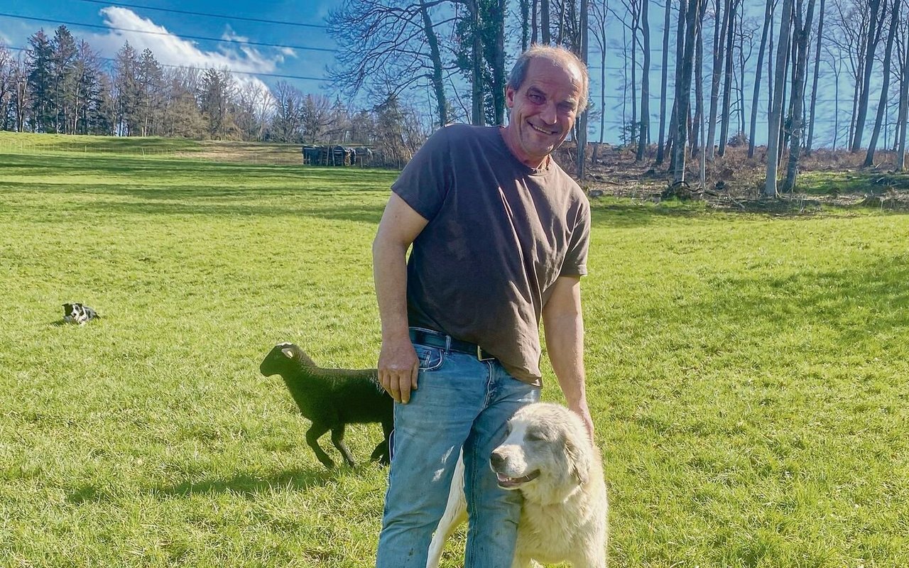 Setzt auf Genetik und Ausbildung bei seinen Herdenschutzhunden: Schaf- und Hundezüchter Stefan Sprunger aus Bubendorf.