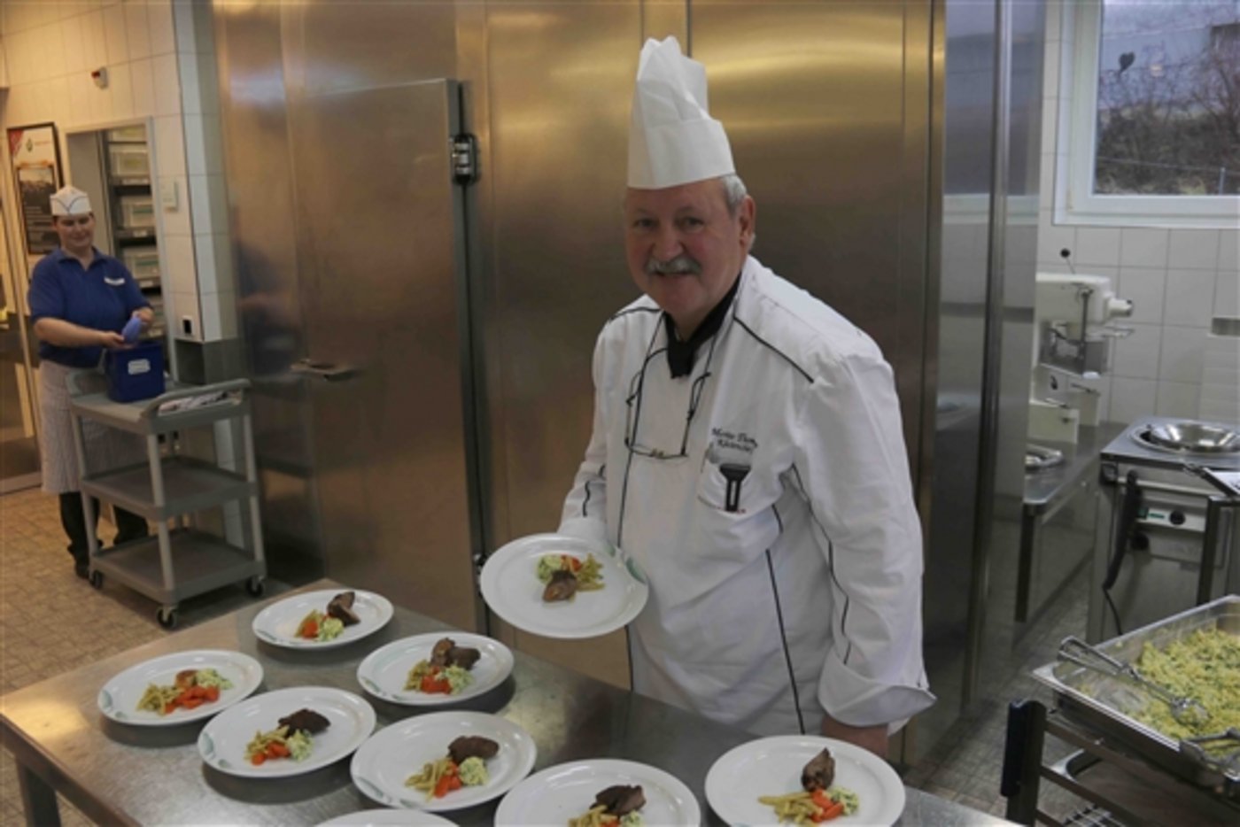 Küchenchef Markus Thommen verwendet gerne regionale Produkte in seiner Küche. (Bild BB) 