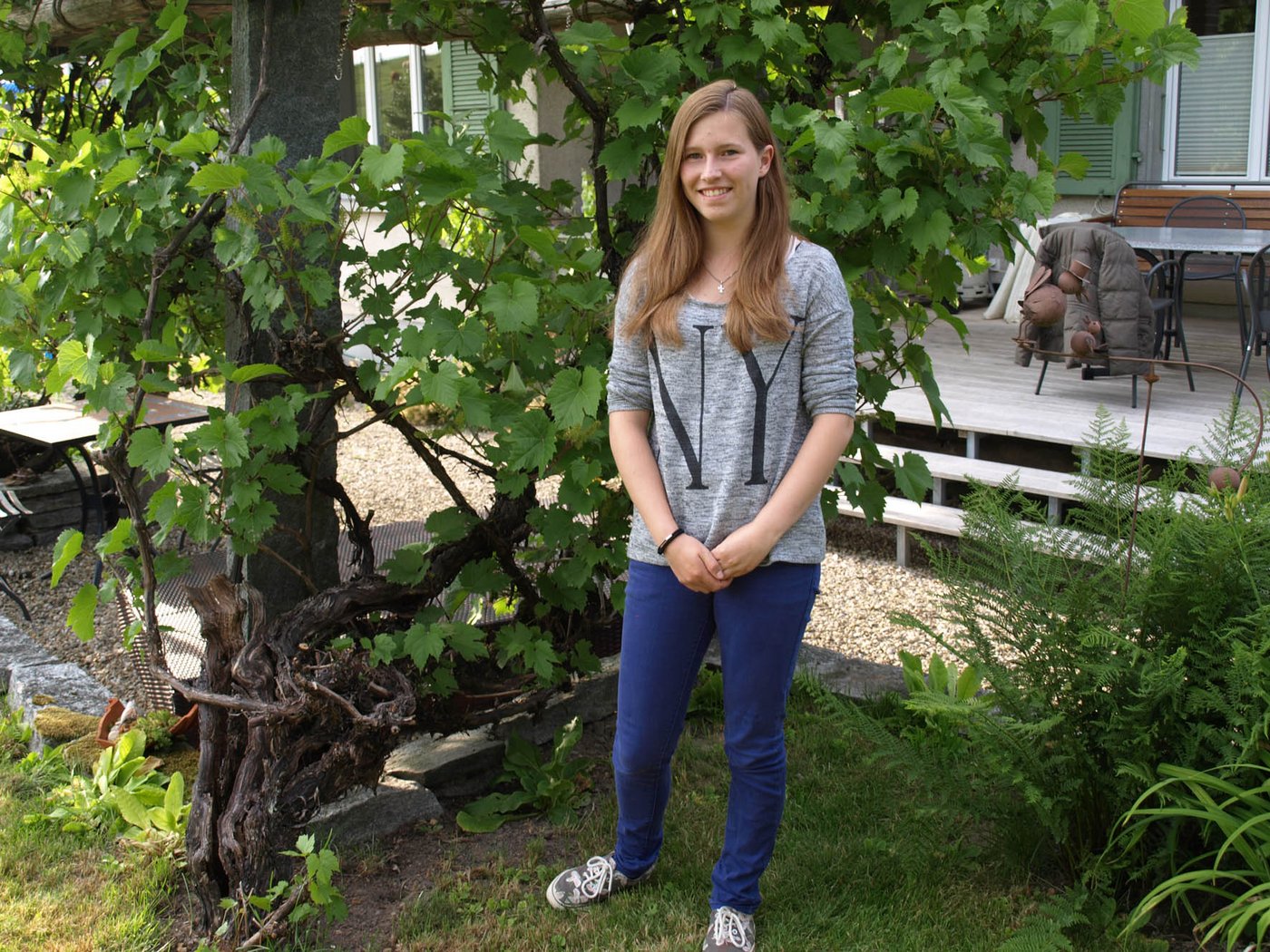 ... wollte zunächst Optikerin werden, hat sich danach aber für die Landwirtschaft entschieden. 
