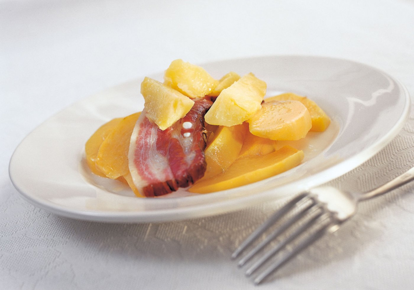 Anspruchslos im Anbau, delikat auf dem Teller: Bodenkohlrabi. (pd) 