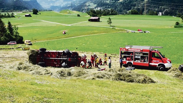 Weshalb wird der Beratung der Gesamtversicherung so viel Bedeutung geschenkt? Das Fehlen einer Taggeldversicherung kann wirtschaftliche Folgen haben, wenn man arbeitsunfähig wird. Es lohnt sich, sich von der Versicherung beraten zu lassen. (Bild Kapo GR)