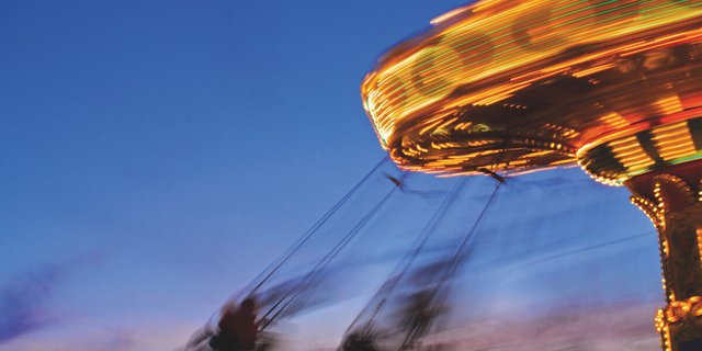 Mit der Selbsthilfe-Technik «The Work» raus aus dem Gedankenkarussell (Bild: Fotolia)