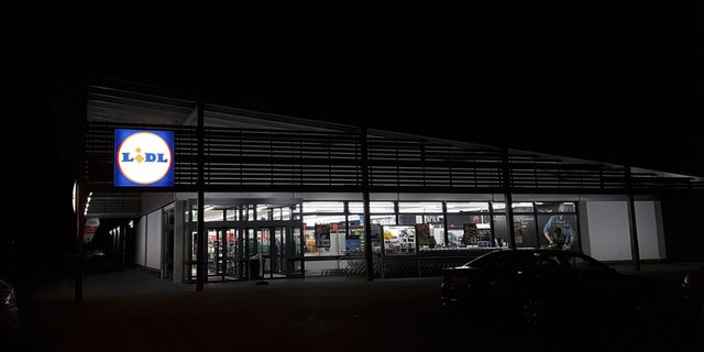 Der Discounter Lidl Schweiz gewinnt als erster Detailhändler der Schweiz den Lean & Green-Award. (Symbolbild ji)