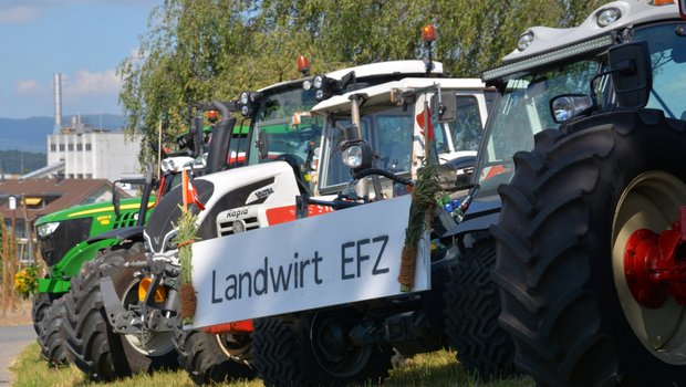 Nach den Lehrjahren haben Junglandwirte häufig keine Lust, als Angestelle auf die Höfe zurückzukehren. Bild anlässlich der Abschlussfeier am LBBZ Schluechthof 2019. (Bild aem)