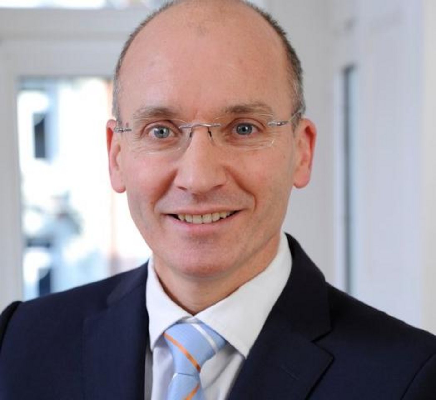 Urs Riedener führt Emmi seit 2008 (Bild zVg).