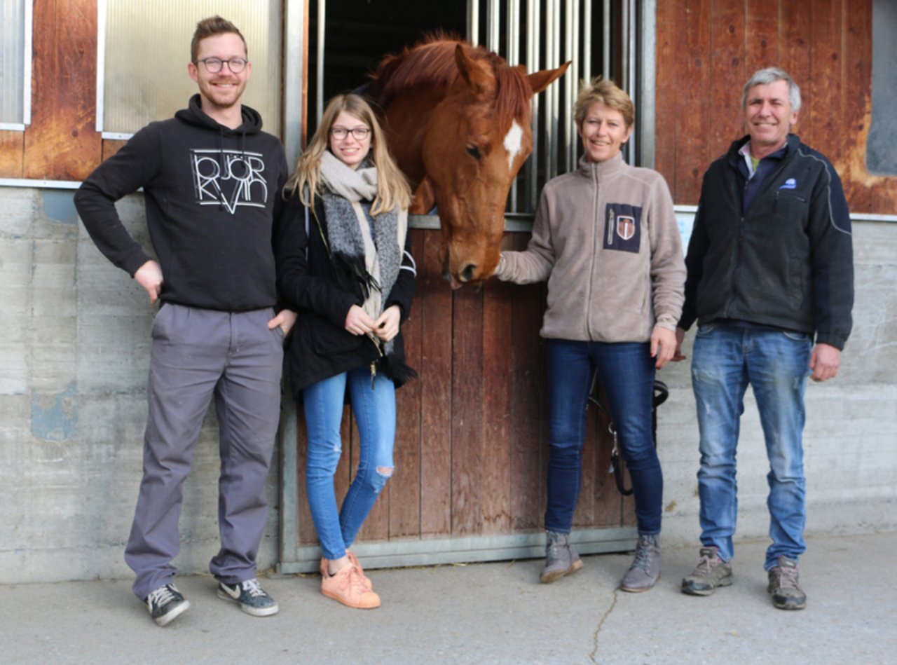 Sind aufs Pferd gekommen: Christian, Alena, Doris und Hitta Mehli. (Bilder Eveline Dudda)