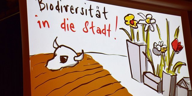 Michael Meier visualisierte den Anlass und die Diskussionen zeichnerisch auf Papier.