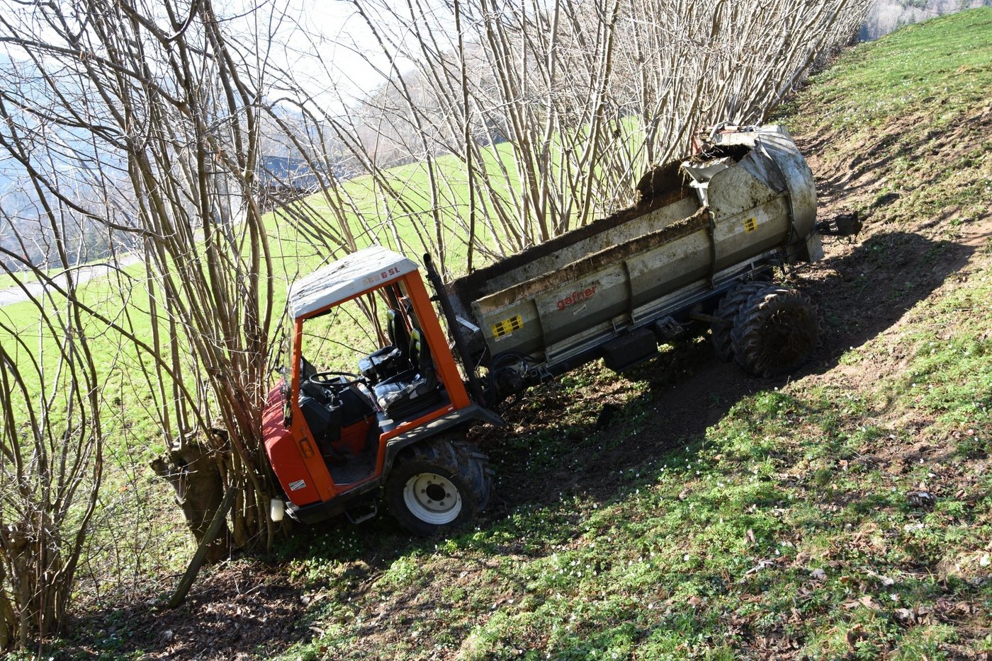 Der Transporter danach. (Bild Kapo SG)