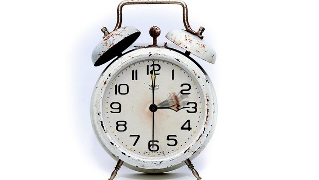 Am Sonntag werden die Uhren um eine Stunde vorgestellt. (Bild Pixabay)