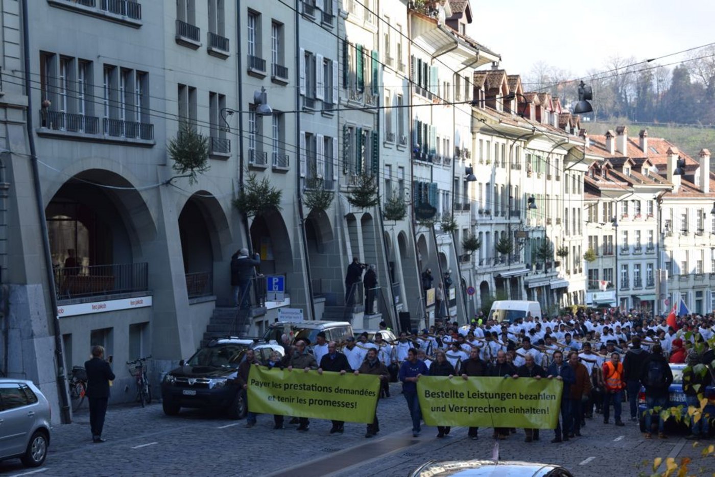 Die Bauernverbandsspitze führte den Demonstrationszug durch die Berner Altstadt. 