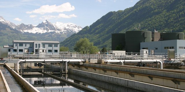 Rund 15'000 Tonnen Phosphor gehen in der Schweiz jedes Jahr über das Abwasser verloren. (Bild Pixabay)