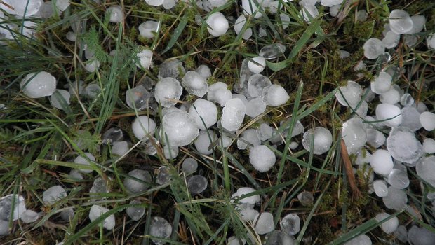 In Bern und Luzern wurden Hagelkörner mit bis zu 5cm Durchmesser gemeldet. (Symbolbild Pixaby)