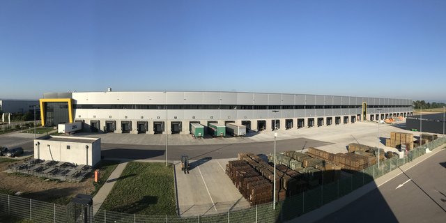 Panorama-Ansicht der neuen Logistikhallen. (Bild LahrLogistics)