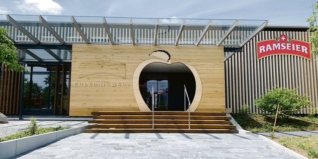Noch sind die Türen geschlossen in der neuen Erlebniswelt von Ramseier zum Thema Mosten nahe des Produktionsbetriebes in Sursee.(Bild Josef Scherer)