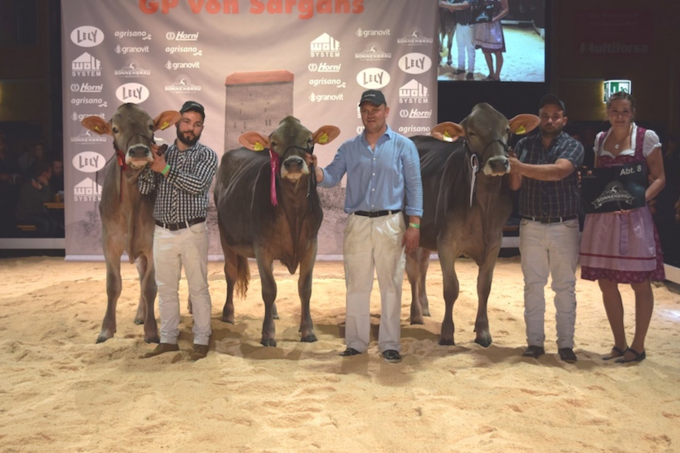 Siegertiere Abteilung 8 (v.r.): 1. Bercy; 2. Bibi; 3. Rosa.