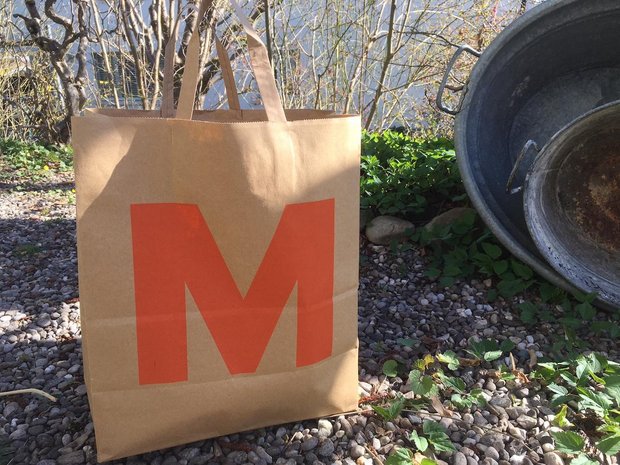 Migros verzeichnet 2020 dank Firmenverkäufen einen Gewinnsprung Trotz Corona-bedingten Einbrüchen bei Gastronomie und Reisen steht die Migros finanziell auch 2020 auf der sonnigen Seite. (Bild jsc)