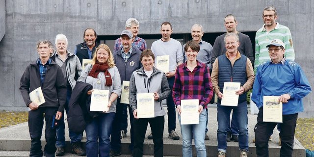 Diese Frauen und Männer wurden für ihre langjährige Arbeit zugunsten der Alpwirtschaft geehrt.