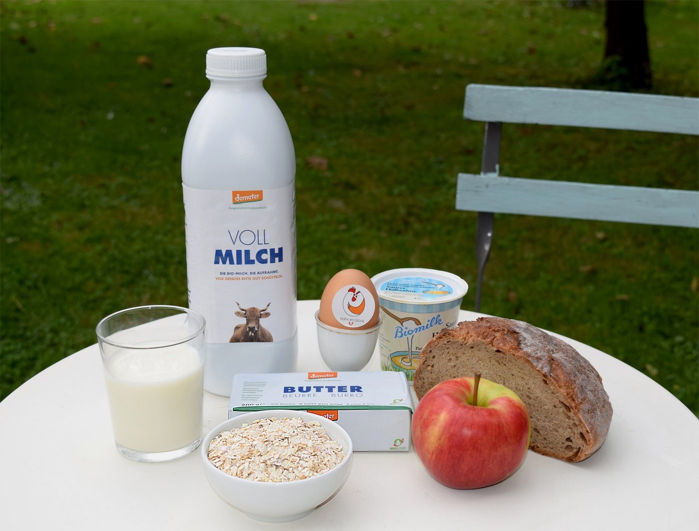 Keine enthornten Kühe, keine synthetischen Dünger und Spritzmittel: Demeter grenzt sich gegenüber anderen Labels bewusst ab. (Bild zVg) 