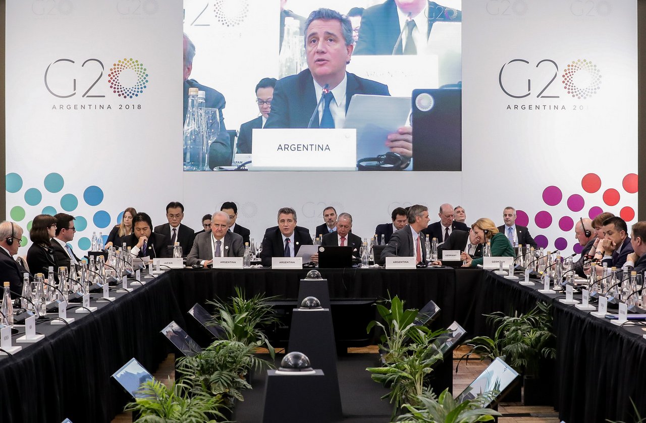 Der argentinische Agrarminister Miguel Etchevehere spricht an der G20-Konferenz zu Kolleginnen und Kollegen. (Bild pd)