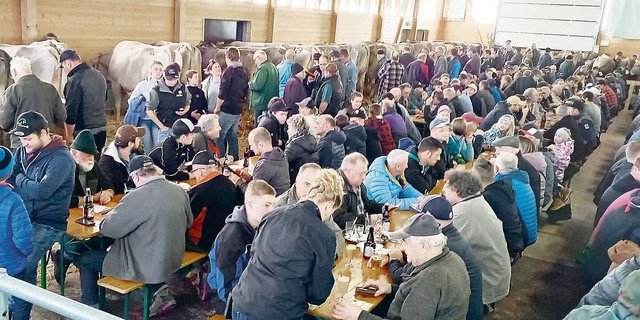 In der Festwirtschaft der SViAG-Auktionen herrscht jeweils eine gute Stimmung, was sich auch positiv auf den Absatz auswirken kann.