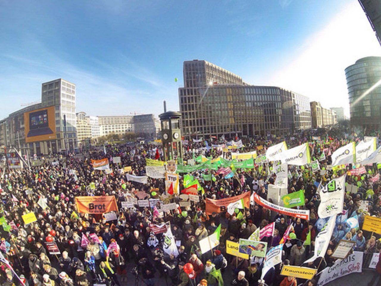 Der Demonstrationszug in Berlin. (Bild: Die Auslöser, Berlin)