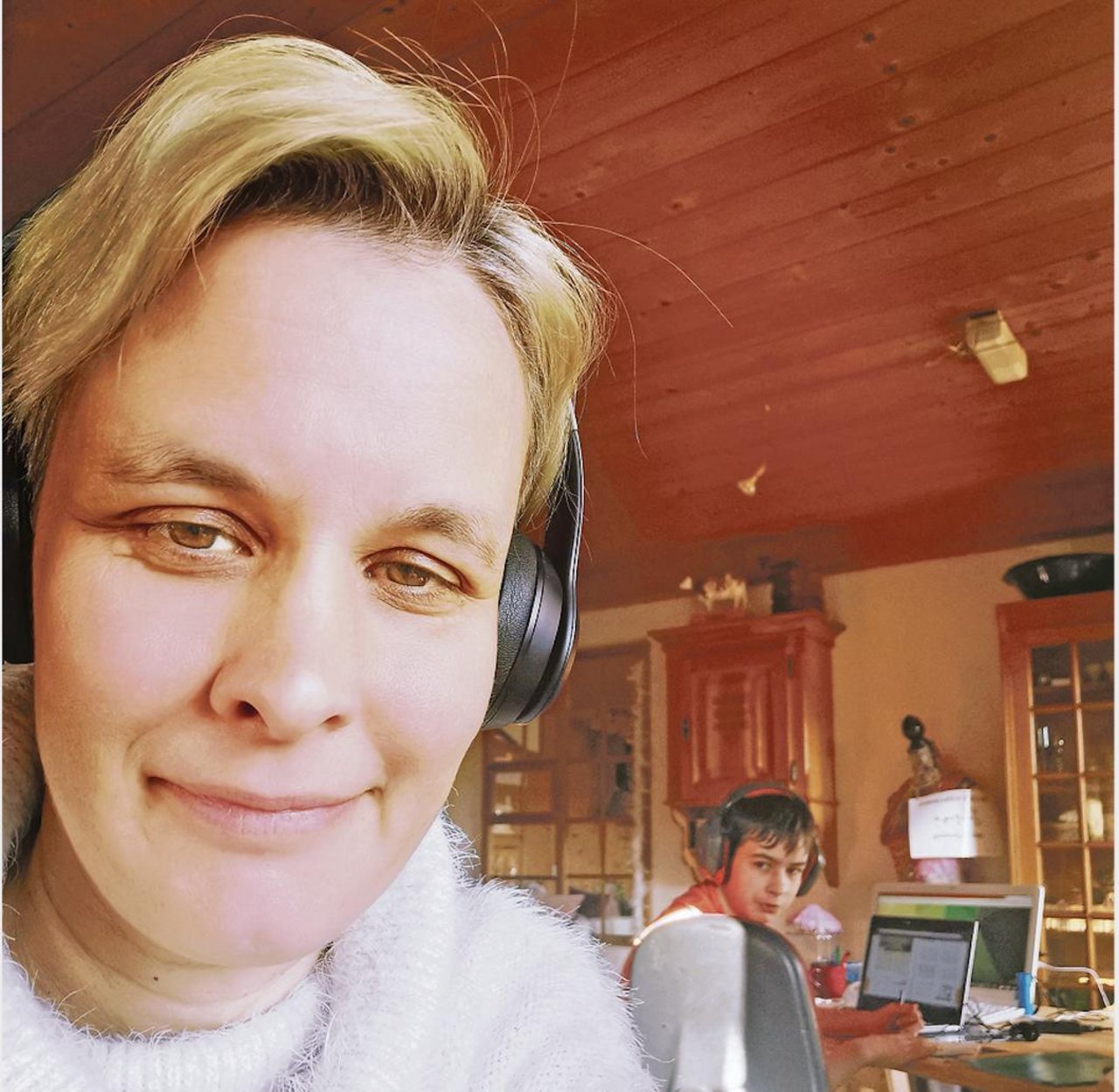 Redaktorin Simone Barth arbeitet im Homeoffice – und sie ist nicht alleine. (Bild sb)