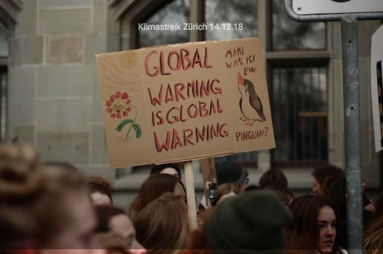 Bei der Klimastreik-Bewegung handelt es sich um eine partei- und organisationsunabhängige Jugendbewegung. Sie ist am vergangenen 21. Dezember in mehreren Schweizer Städten in Erscheinung getreten. (Bild climatastrike.ch) 