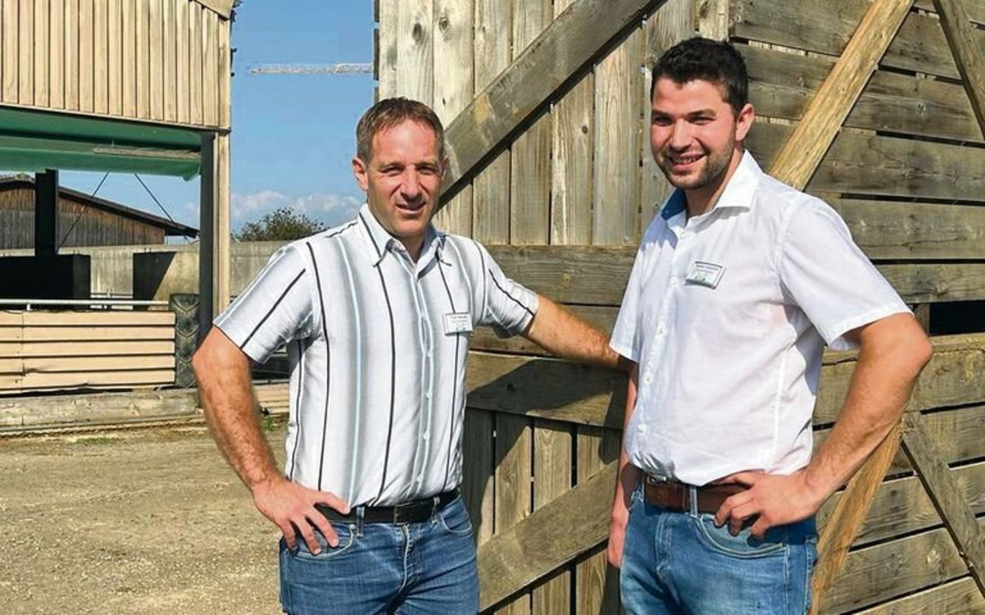 Yvan Meuwly (l.) wohnt in Löhningen und ist Regionalleiter Ostschweiz der Meliofeed AG. Roman Schlatter bewirtschaftet einen Betrieb mit Ackerbau, Munimast und Rebbau.
