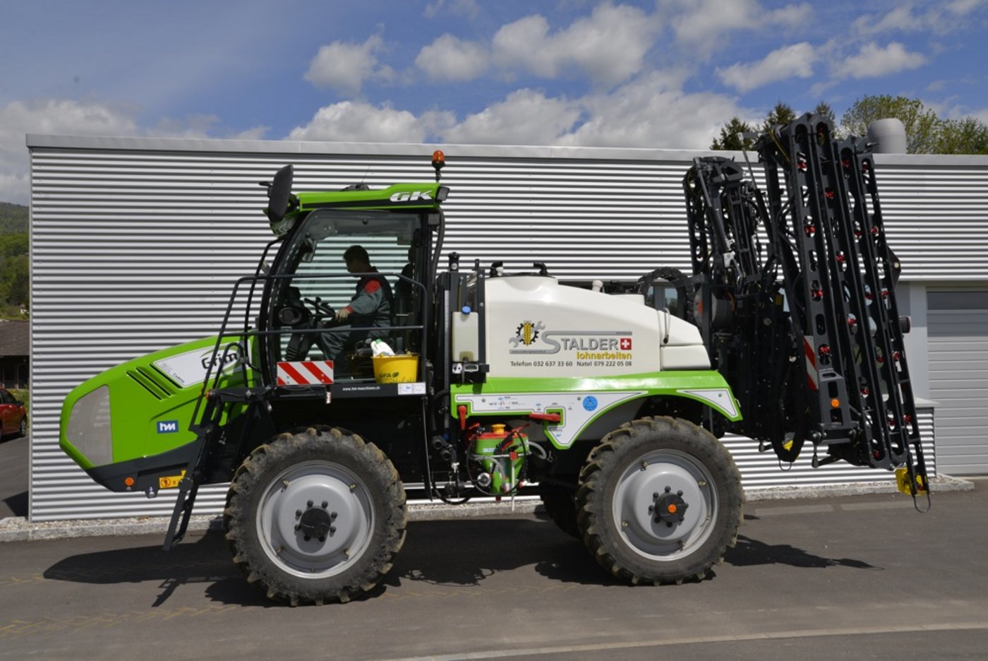 Feldspritze Grim GK: Bei leerem Tank verschiebt sich das Gewicht um maximal zwei Prozent. (Bild: Katharina Scheuner)