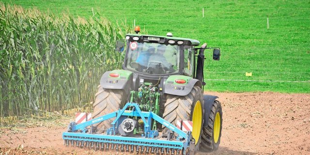 Bei der Bodenbearbeitung gilt: je flacher und extensiver, desto geringer der Dieselverbrauch. 