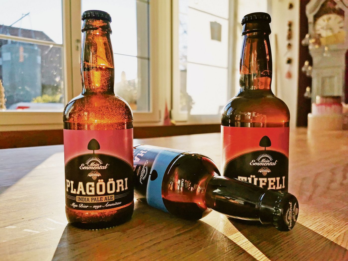 Gefragte Spezialitäten: Die Brauerei «Mein Emmental» freut sich trotz der Krise über einen guten Absatz.(Bild sb)