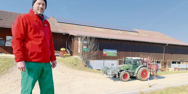 Es hat noch viel Platz für Solarmodule auf den Dächern von Marcel Arnold vom Bodenacherhof in Wikon. Aber dafür müssten die Rahmenbedingungen noch besser werden. 