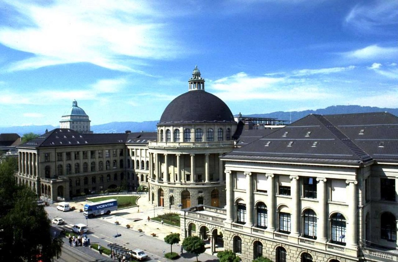 Die ETH in Zürich. (Bild ZachT)