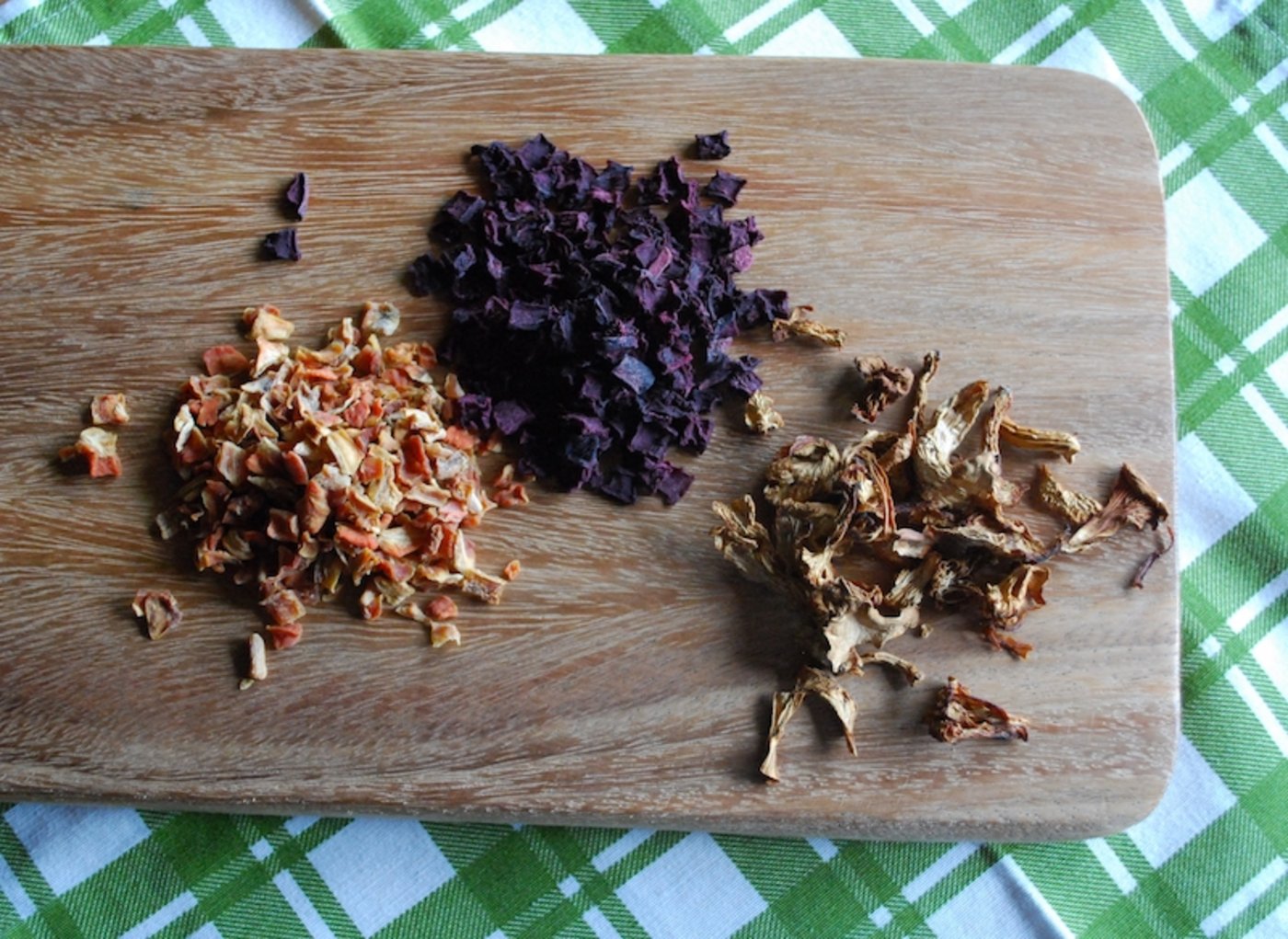 Trockengemüse: Einmal getrocknet und richtig gelagert, halten Dörrprodukte sozusagen jahrelang.