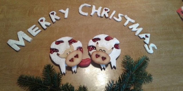 Spitzbuben in Kuh-Form von Thomas Schönbächler. (Bild zVg)