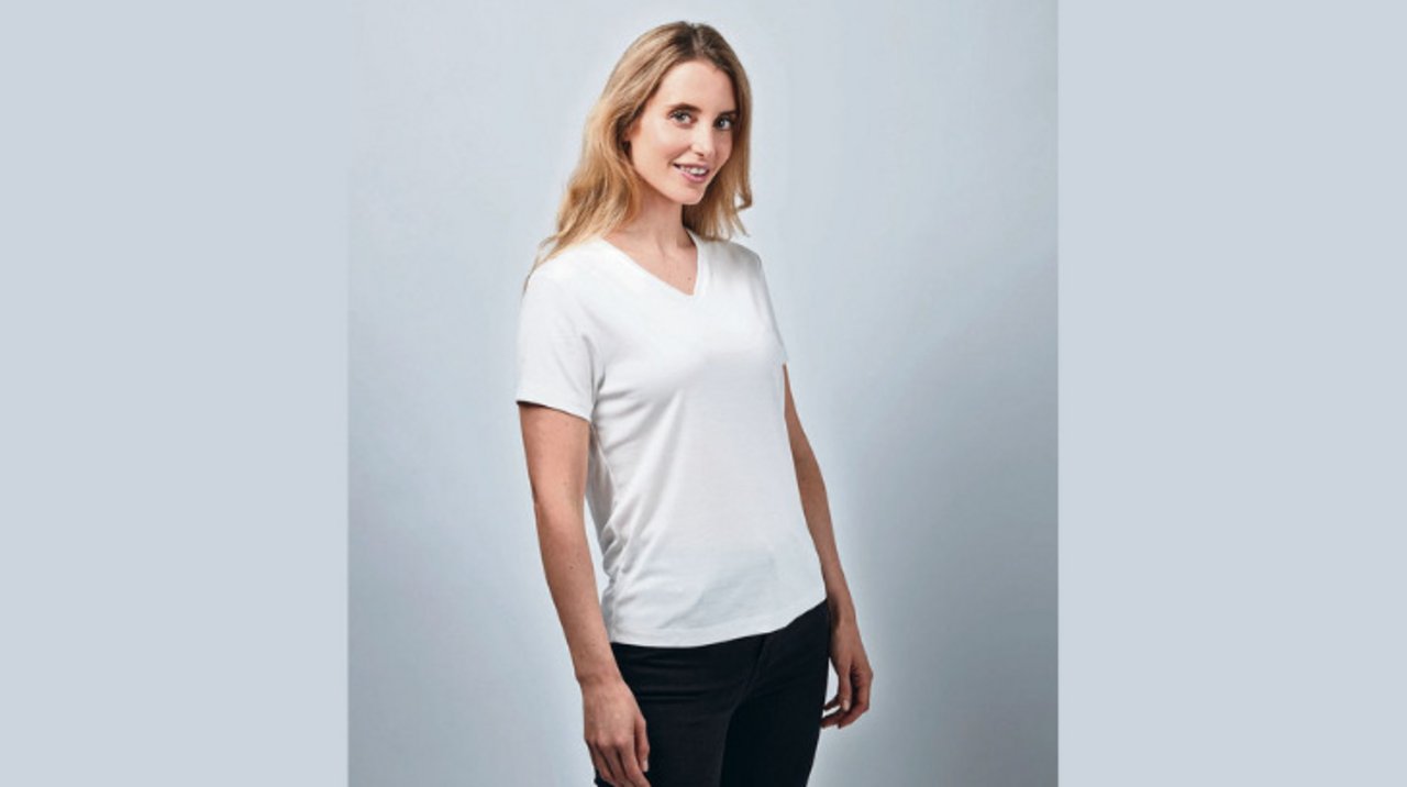 Klassisch-schlicht: Das Shirt «Legna» des Schweizer Labels Muntagnard. Es besteht aus Tencel, verspricht viel Tragekomfort und wird nachhaltig hergestellt. (Bild Muntagnard)