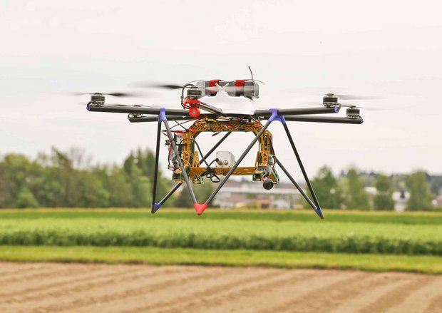 Drohnen gehören bei den deutschen Bauern schon bald zum Standard. (Bild lid)
