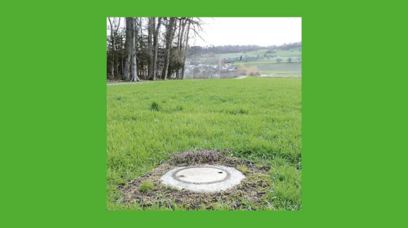 Ersatz eines Deckels im Getreidefeld. (Bild LWAG)