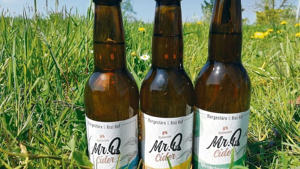 Der «Mr. Q»-Cider is Der «Mr. Q»-Cider ist ein Gemeinschaftsprodukt der Betriebe Morgestärn und Risihof in Kulmerau.