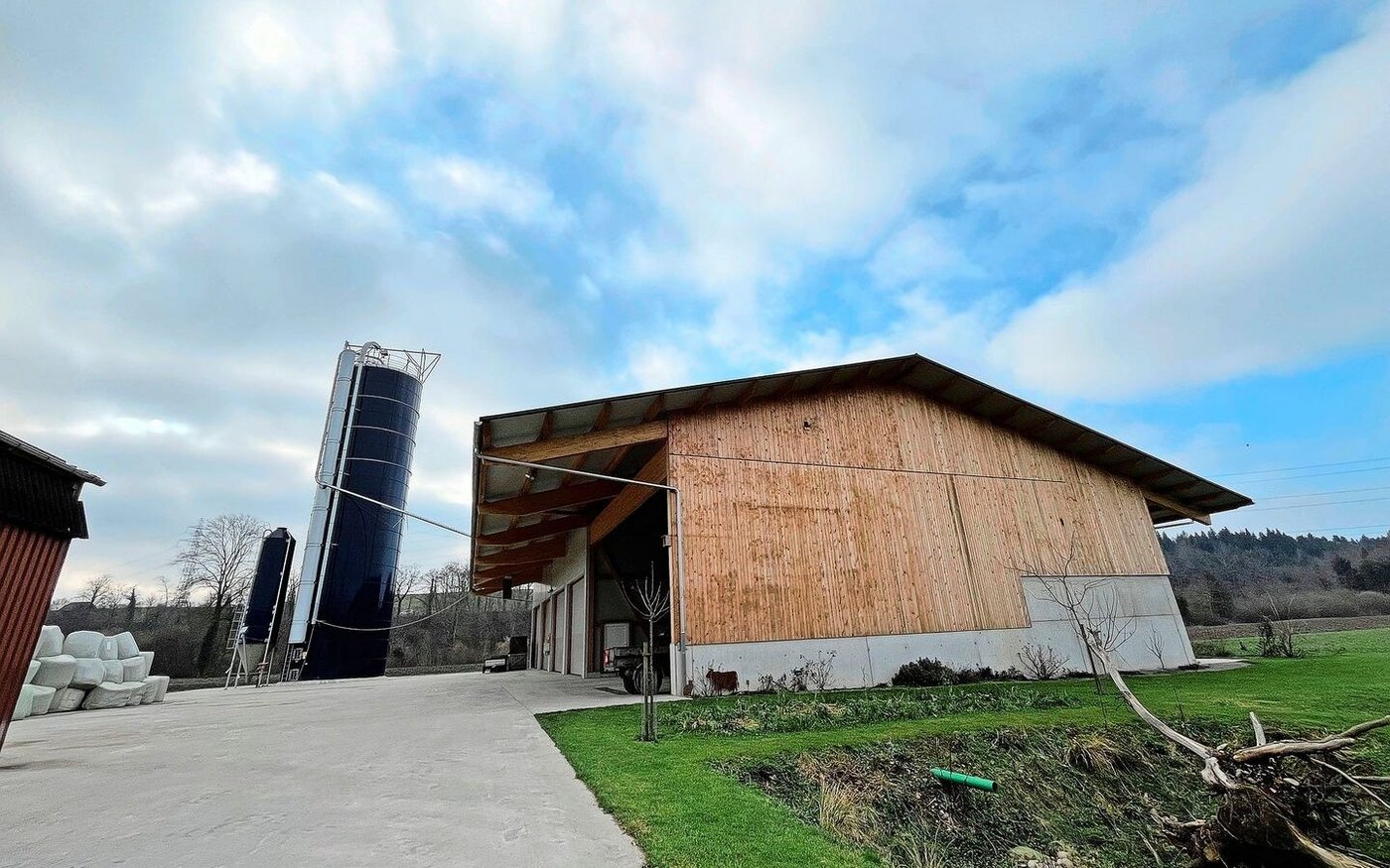 Der neue Betriebszweig des Neuhofs in Kiesen BE: Die Lagerhalle für Kartoffeln und Karotten. Das ist für Wabers eine Investition in die Zukunft.