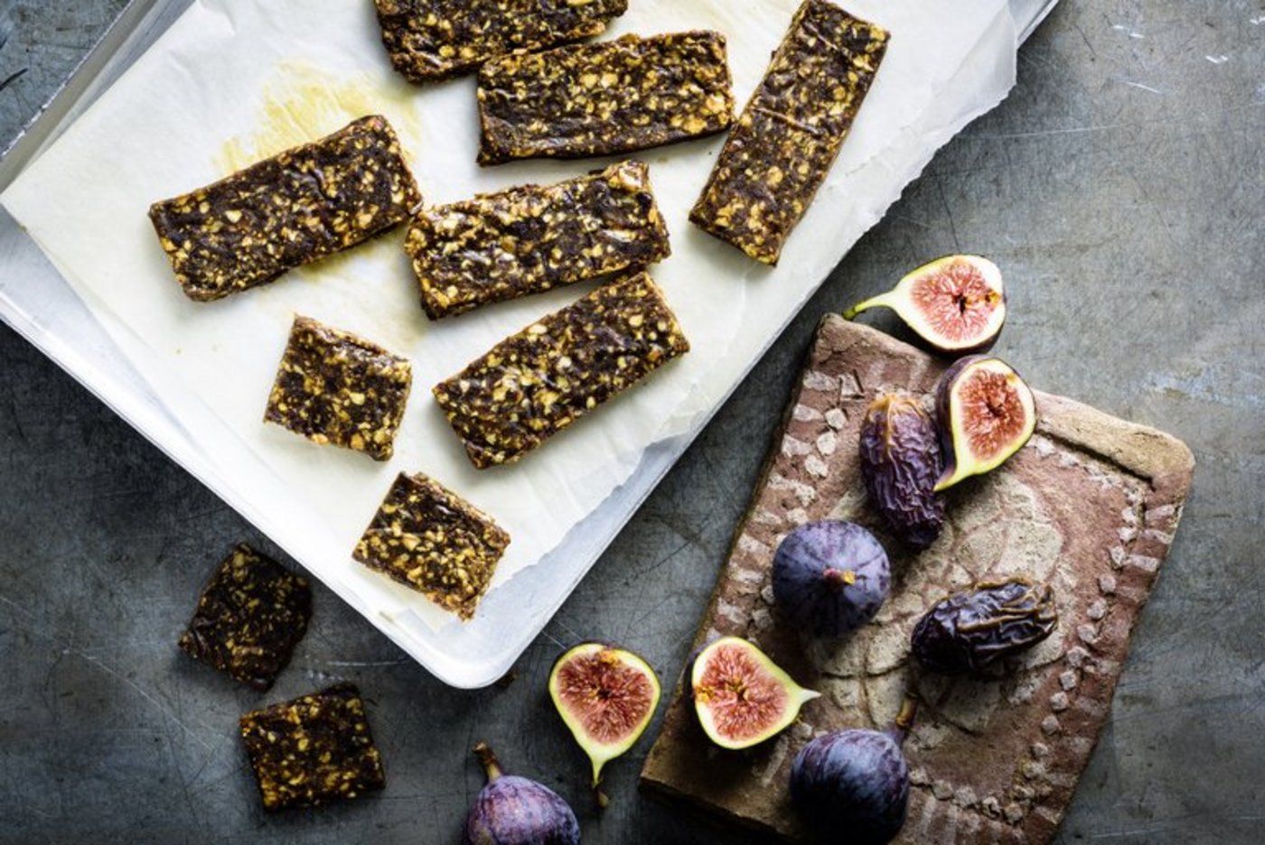 Coop bietet unter anderem einen Insektenriegel von Essento an. (Bild Coop)