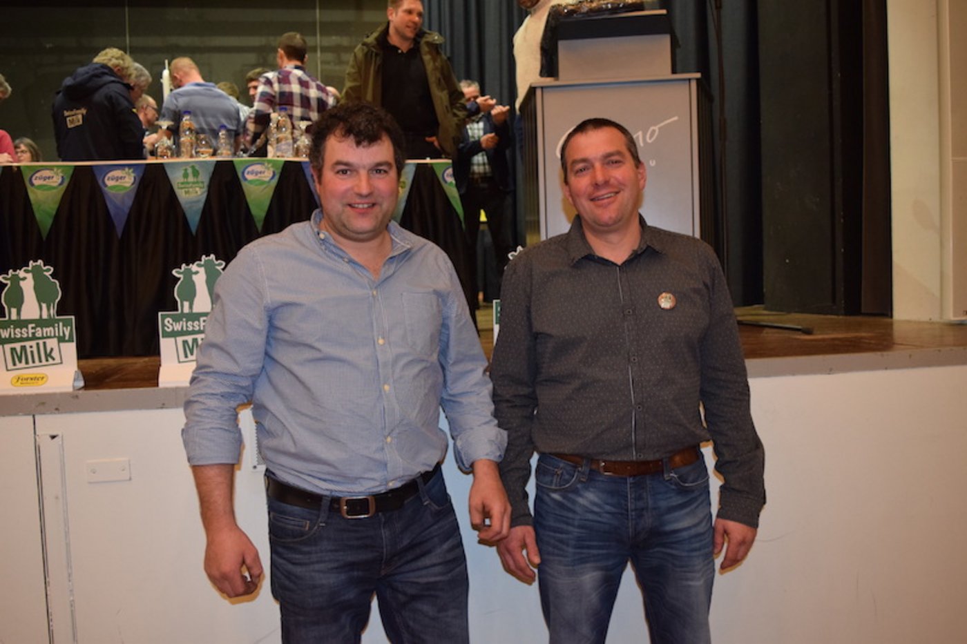 Patrick Bommeli (links) wurde neu in den Vorstand gewählt.  Er folgt auf Philipp Trittenbass (rechts). (Bild sgi)