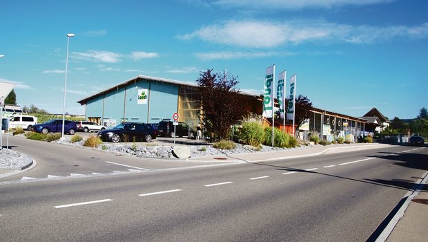 Zur Landi-Genossenschaft Untersee und Rhy gehören neben zwei Volg-Läden auch dieser Landi-Laden in Eschenz.(Bild Roland Müller)