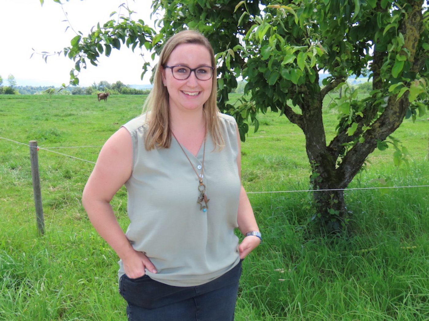 Marina Bühlmann lebt erst seit ihrer Heirat auf einem Bauernhof. Ihr ist auswärtige Teilzeitarbeit wichtig. (Bild Barbara Heiniger)