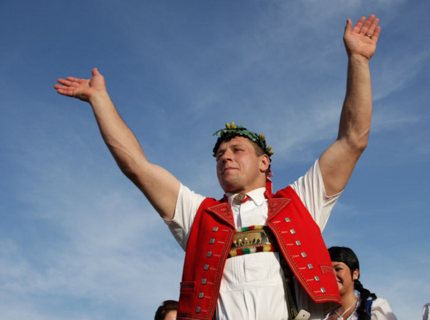 Jörg Abderhalden gewann 2007 das "Eidgenössische" in Aarau im Schlussgang gegen Stefan Fausch. Heute, neun Jahre später, ist Abderhalden als Experte in der Moderatorenbox vom Schweizer Fernsehen zugegen (Bild Swiss-images.ch).