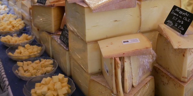 Die präsentierten Käsespezialitäten wurden in regionalen gewerblichen Käsereien hergestellt. (Bild zVg)