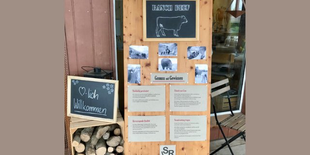 Informationstafeln bieten den Kunden einen Mehrwert. (Bild Landläbe Bözberg))