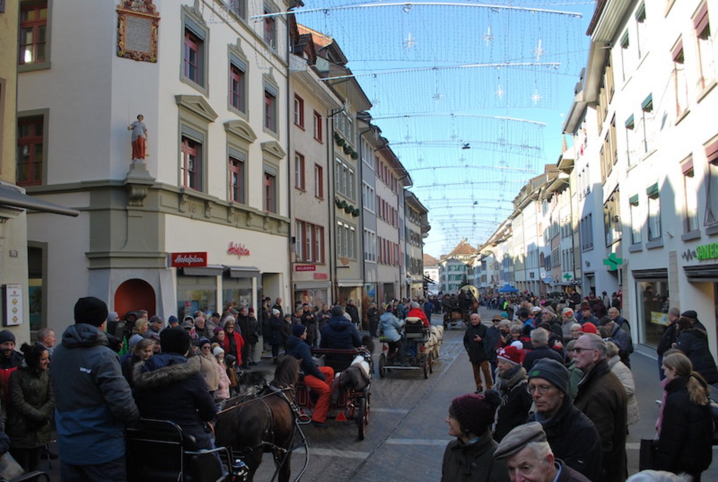Zahlreiche Gepsanne folgten der Einladung zum Fuhrmanns-Znüni des Baselbieter Fahrvereins. (Bilder Andy Kunz)
