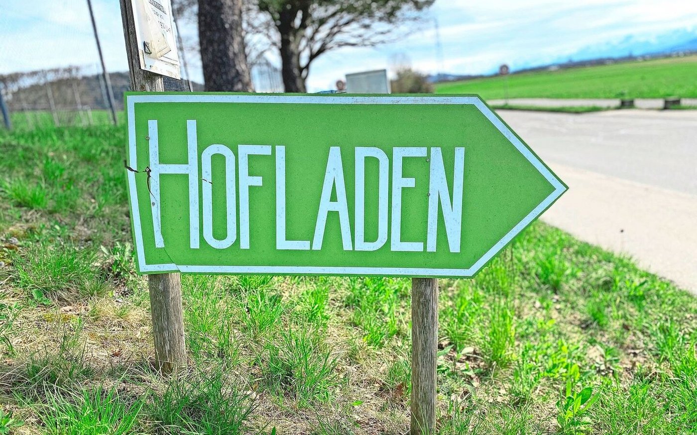 Mit einem Hofladen bleibt die Wertschöpfung auf dem Betrieb, der Zwischenhandel aussen vor. Doch der Aufwand sei hoch und das Potenzial begrenzt.